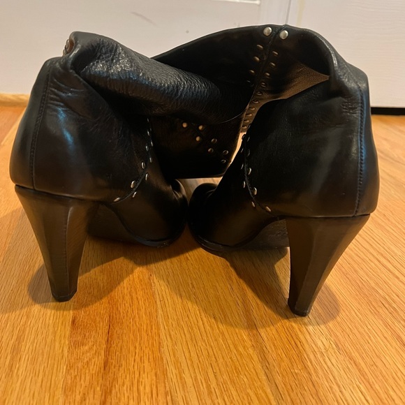 Michael Kors Knee High leather boots studded - Picture 9 of 11